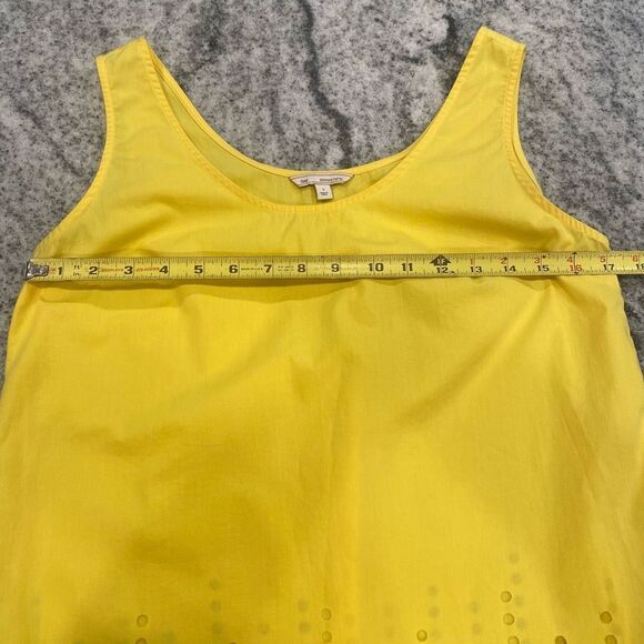 Gap Small Bright Yellow Lightweight Tank Top Eyelet Cutout Detail - Picture 5 of 7